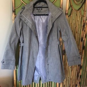 Kirkland woman’s rain jacket